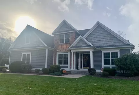 146 Wildflower Cir, Westfield, MA 01085