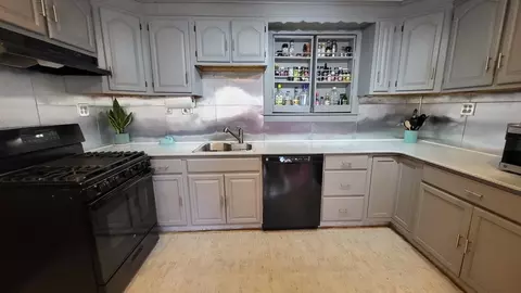 16 Bakers Ln # S, Bourne, MA 02532 photo 3