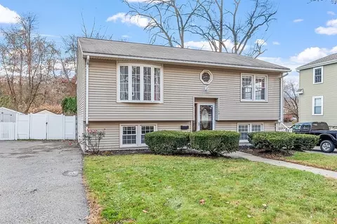 154 Commonwealth Ave, Worcester, MA 01604 photo 3