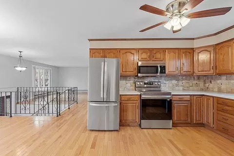154 Commonwealth Ave, Worcester, MA 01604 photo 17