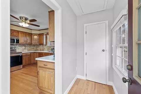 154 Commonwealth Ave, Worcester, MA 01604 photo 20