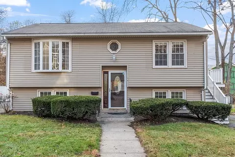 154 Commonwealth Ave, Worcester, MA 01604
