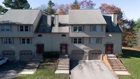 6 Melissa Ln #6, Oxford, MA 01540