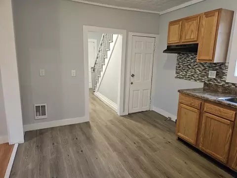85 Hayden Ave, Springfield, MA 01109 photo 6