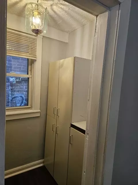 85 Hayden Ave, Springfield, MA 01109 photo 9