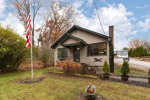 119 River St, Middleton, MA 01949