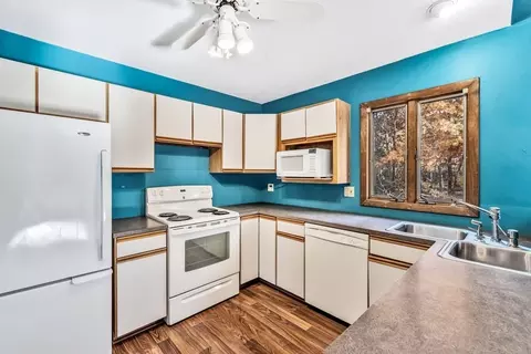 45 Manitoba Rd, Mashpee, MA 02649 photo 5