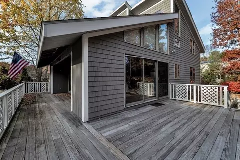 45 Manitoba Rd, Mashpee, MA 02649 photo 2