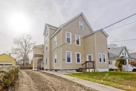 60-62 Shawmut Ave, Holyoke, MA 01040