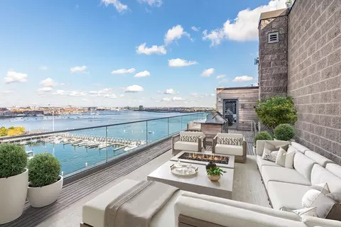 300 Pier 4 Blvd #PHG, Boston, MA 02210