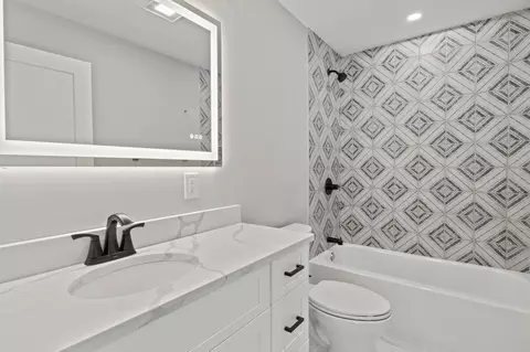 Bath - 197 Old Barnstable Rd, Mashpee, MA 02649 photo 5 of 6