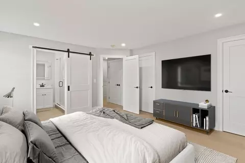 Bedroom - 197 Old Barnstable Rd, Mashpee, MA 02649 photo 4 of 5