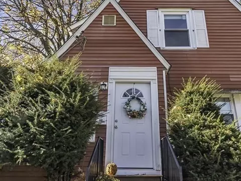 60 Braddock St, Springfield, MA 01109 photo 40