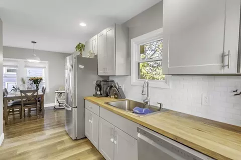 60 Braddock St, Springfield, MA 01109 photo 7
