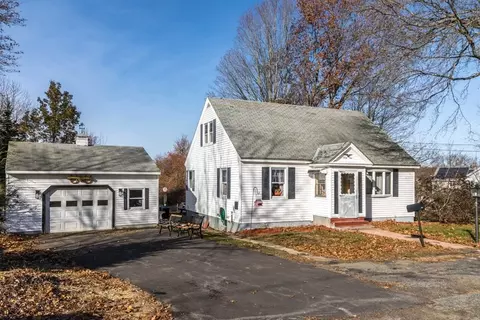 41 Cleveland St, Gardner, MA 01440