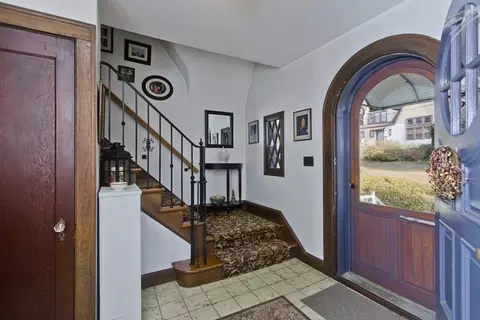 83 Upper Beverly Hls, West Springfield, MA 01089 photo 5