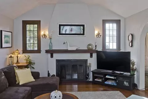 83 Upper Beverly Hls, West Springfield, MA 01089 photo 17