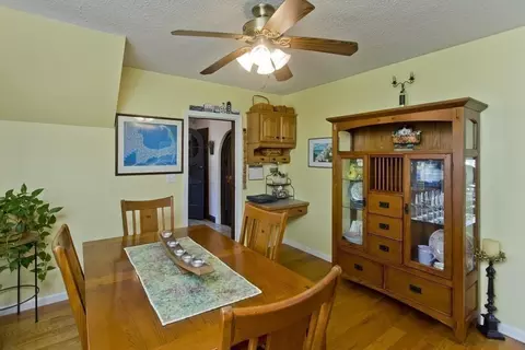 83 Upper Beverly Hls, West Springfield, MA 01089 photo 8