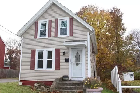 101 Jacob St, Brockton, MA 02302