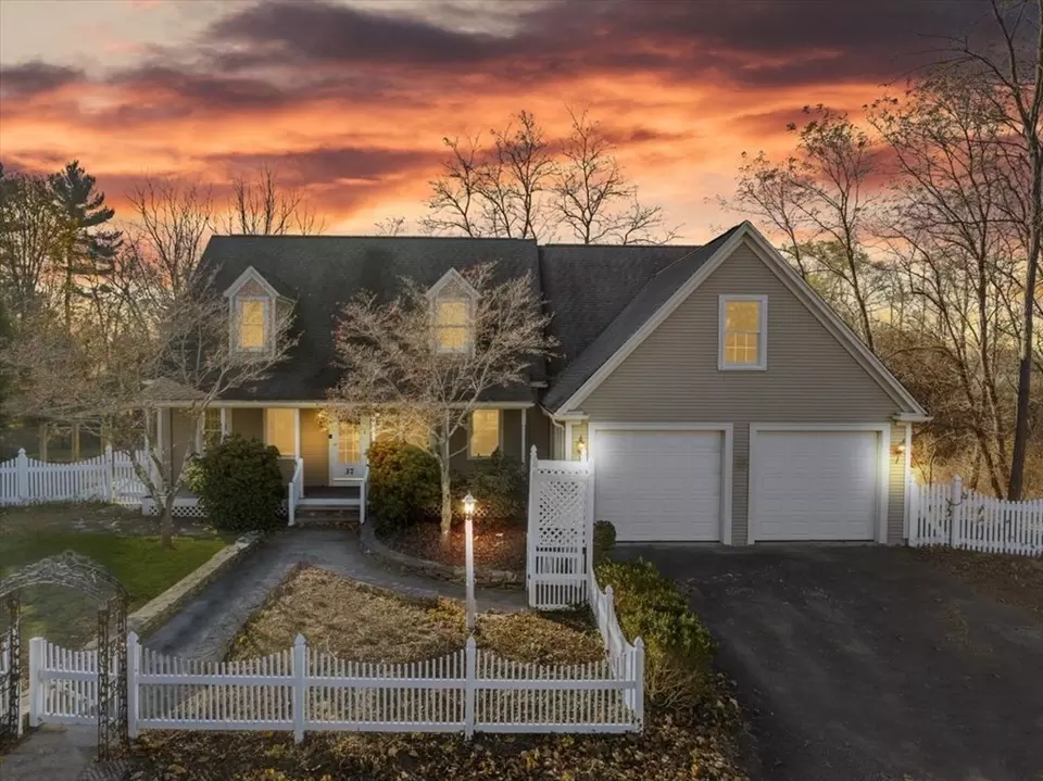 37 Orange St, Bridgewater, MA 02324 42 Photos Movoto