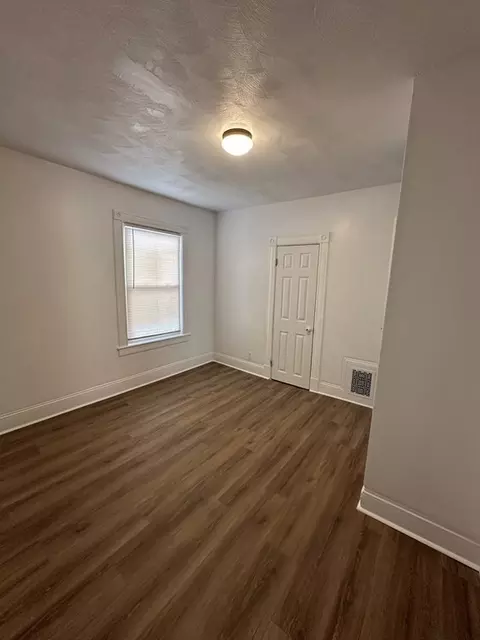 521-523 Hancock St, Springfield, MA 01105 photo 15