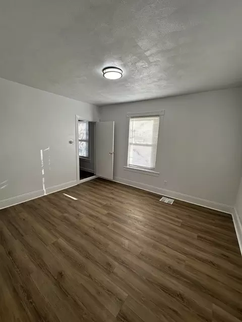 521-523 Hancock St, Springfield, MA 01105 photo 16