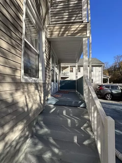 521-523 Hancock St, Springfield, MA 01105 photo 6