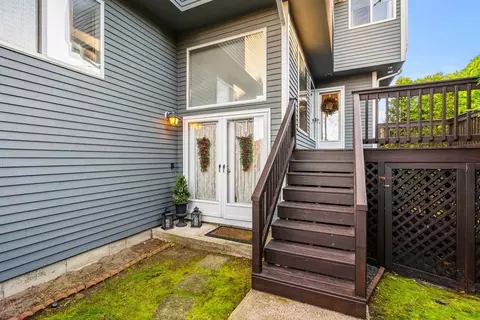 3 Eclipse Ln #3, Salem, MA 01970
