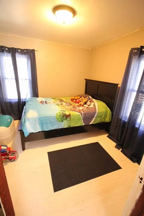 218 Lawton St, Fall River, MA 02721 photo 18
