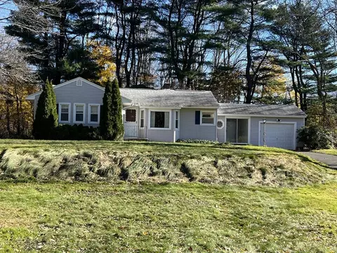 612 N West St, Agawam, MA 01030