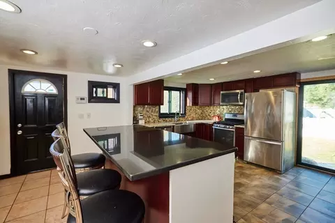 12 Milton Ter, Randolph, MA 02368 photo 7