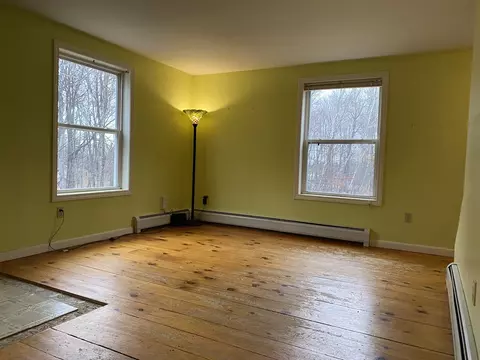 19 Broom St, Plainfield, MA 01070 photo 8