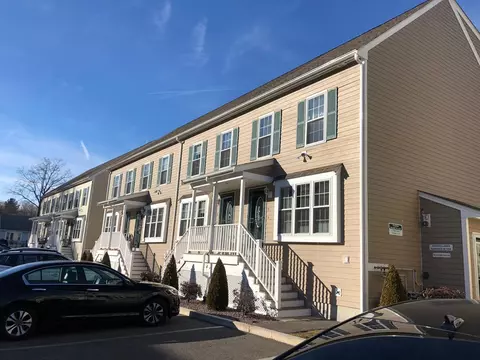 17 Foster St #8, Brockton, MA 02301