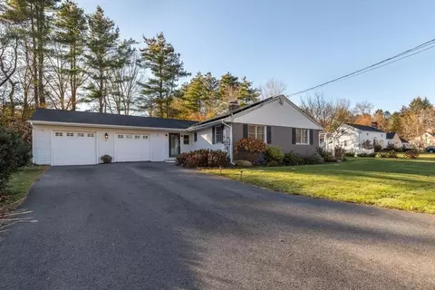 15 Forrest Rd, Topsfield, MA 01983