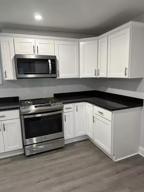 522 Alden St, Fall River, MA 02723 photo 6
