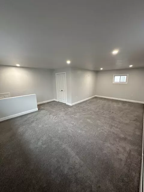 522 Alden St, Fall River, MA 02723 photo 13