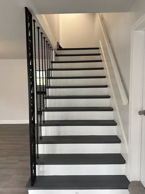 522 Alden St, Fall River, MA 02723 photo 9