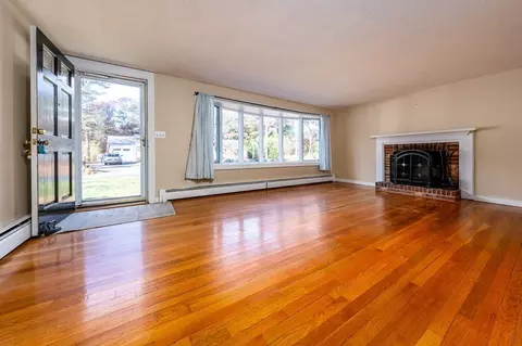420 Buckskin Path, Barnstable, MA 02632 photo 4