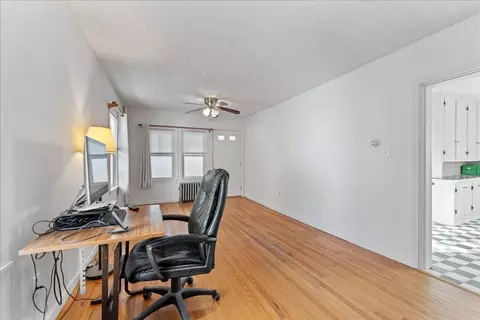 49 Beverly St, Chicopee, MA 01013 photo 6