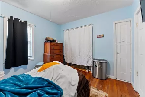 49 Beverly St, Chicopee, MA 01013 photo 12