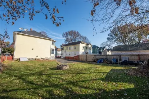 49 Beverly St, Chicopee, MA 01013 photo 31