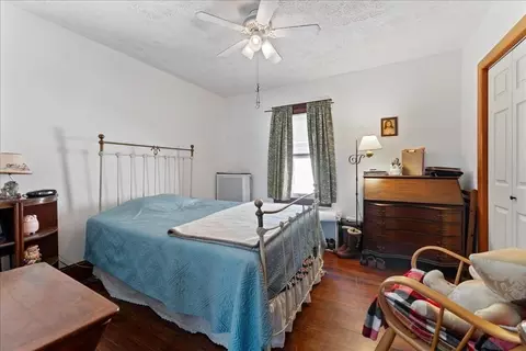 49 Beverly St, Chicopee, MA 01013 photo 23