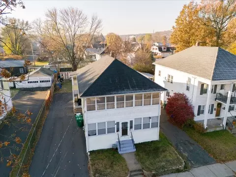 49 Beverly St, Chicopee, MA 01013 photo 3