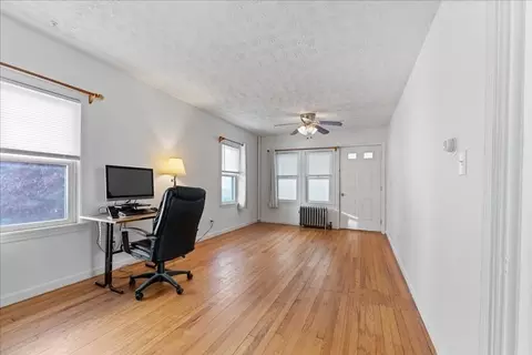 49 Beverly St, Chicopee, MA 01013 photo 7