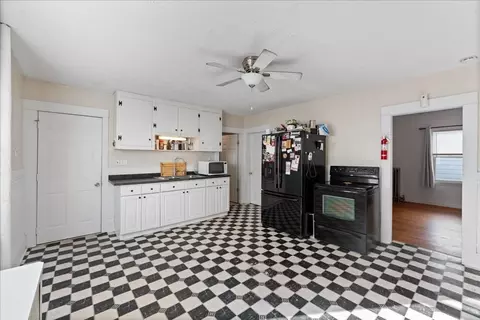 49 Beverly St, Chicopee, MA 01013 photo 15