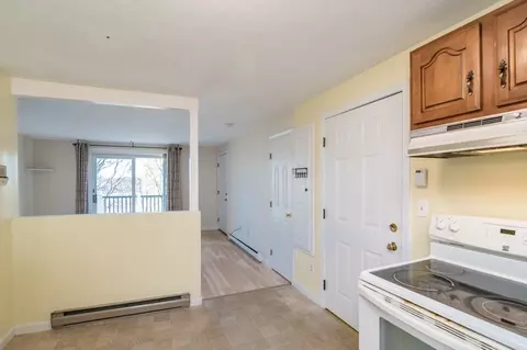3 Stockholm St #3A, Worcester, MA 01607 photo 8