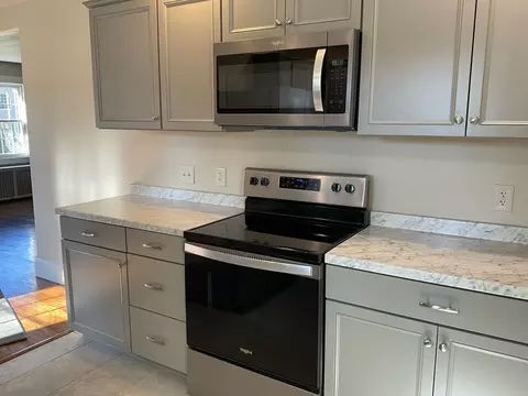 5 Oakdale St, Wareham, MA 02571 photo 6
