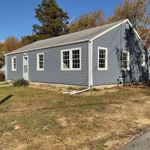 5 Oakdale St, Wareham, MA 02571 photo 2