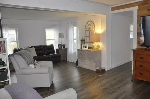 12 Joesph St, Wareham, MA 02558 photo 2