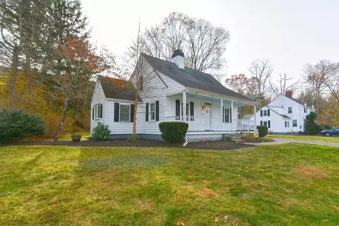 3 Orchard Pl, Douglas, MA 01516